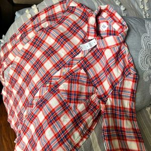 ✨3 for $20✨ GAP *NTW* women’s flannel button down shirt - sz M